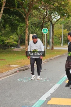 Runner Photo 5674886