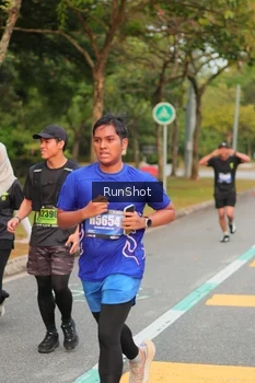 Runner Photo 5674888