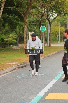 Runner Photo 5674889