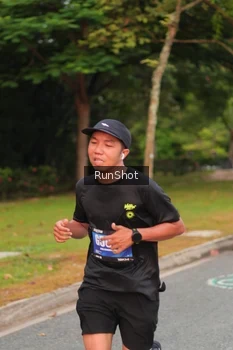 Runner Photo 5674915