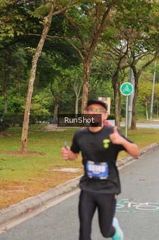 Runner Photo 5674938