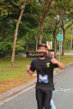 Runner Photo 5674939