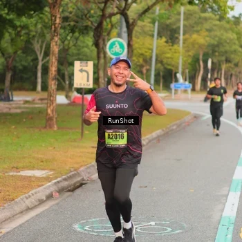 Runner Photo 5674945