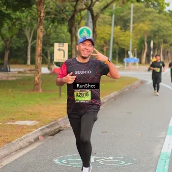 Runner Photo 5674948