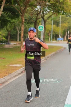 Runner Photo 5674950