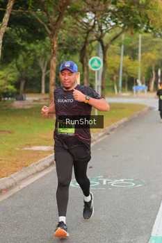 Runner Photo 5674951