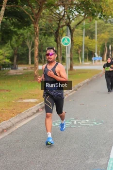 Runner Photo 5674981