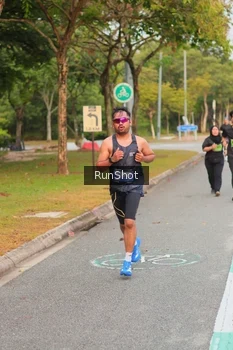 Runner Photo 5674982