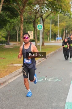 Runner Photo 5674987