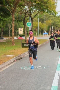 Runner Photo 5674990
