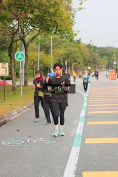 Runner Photo 5674992
