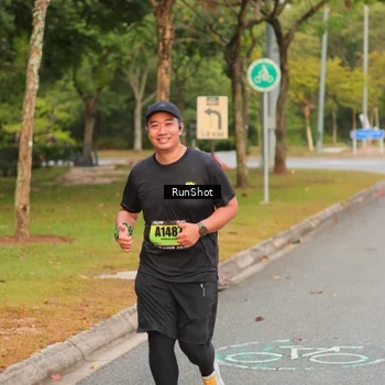 Runner Photo 5674994