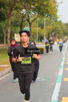 Runner Photo 5675007