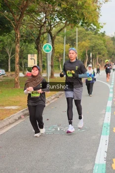 Runner Photo 5675026