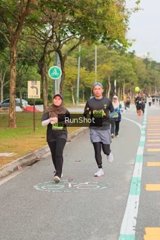 Runner Photo 5675029