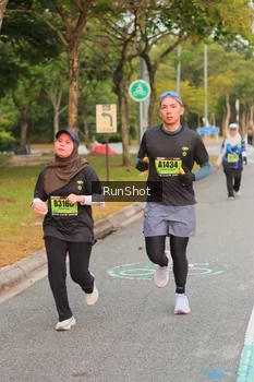 Runner Photo 5675036
