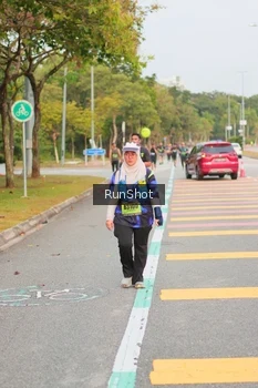 Runner Photo 5675042