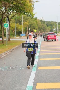 Runner Photo 5675045