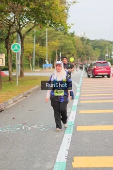 Runner Photo 5675047