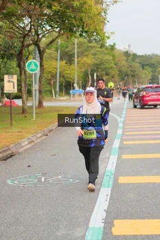 Runner Photo 5675053
