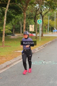 Runner Photo 5675067
