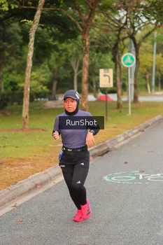 Runner Photo 5675069