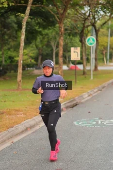 Runner Photo 5675071