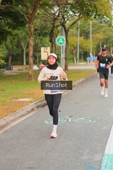 Runner Photo 5675080