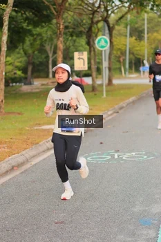 Runner Photo 5675085