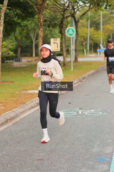 Runner Photo 5675086