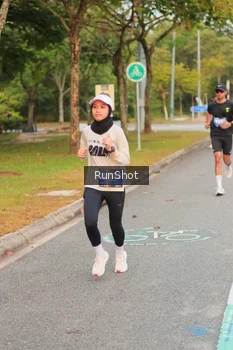Runner Photo 5675088
