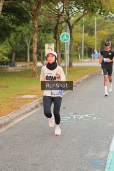 Runner Photo 5675089