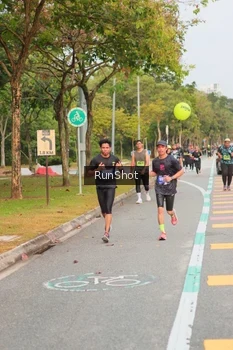Runner Photo 5675108