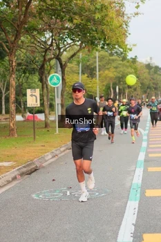 Runner Photo 5675109