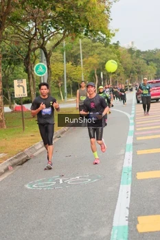 Runner Photo 5675115