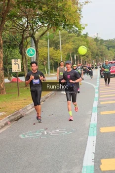Runner Photo 5675116