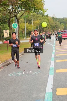 Runner Photo 5675120