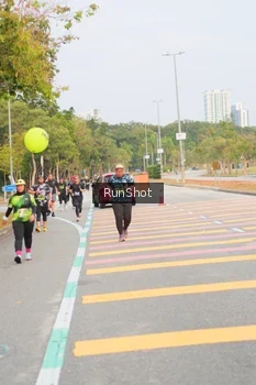 Runner Photo 5675138