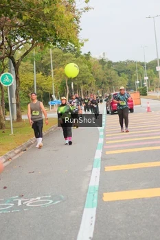 Runner Photo 5675139