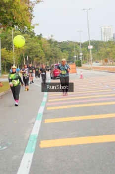 Runner Photo 5675145