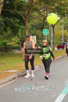 Runner Photo 5675152