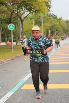 Runner Photo 5675165