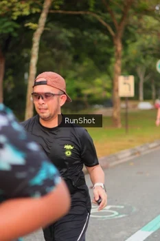 Runner Photo 5675174