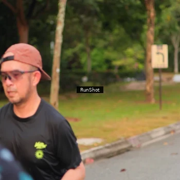 Runner Photo 5675175