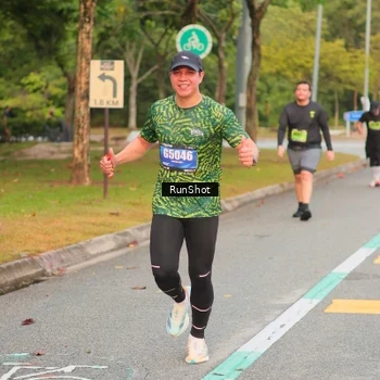 Runner Photo 5675190