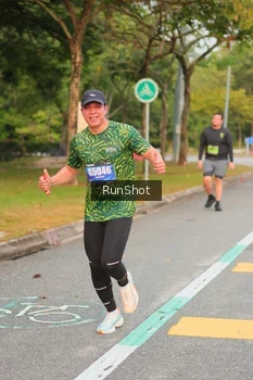 Runner Photo 5675194