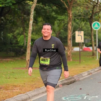 Runner Photo 5675200