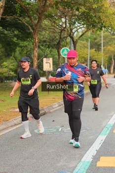 Runner Photo 5675205