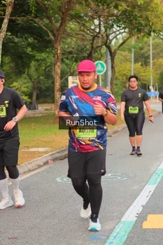 Runner Photo 5675217