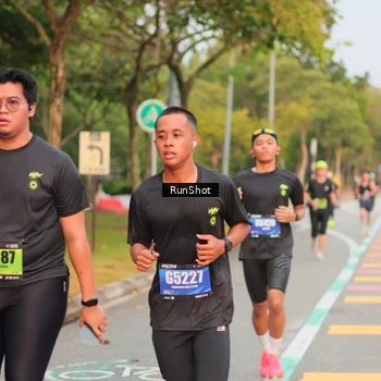 Runner Photo 5675226